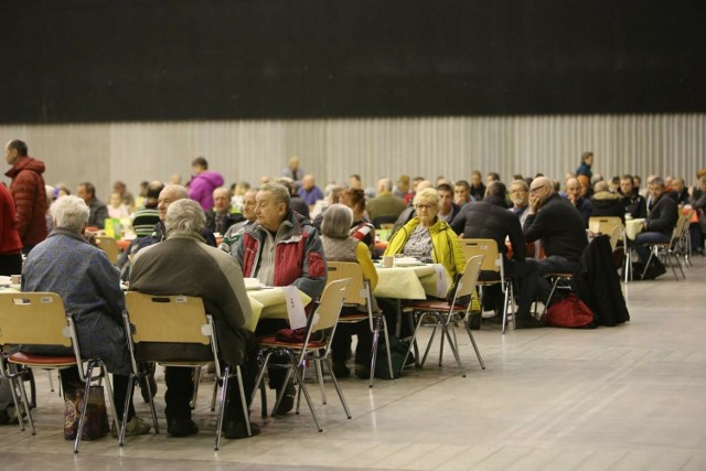 Trwają przygotowania do kolejnej edycji Metropolitalnego Śniadania Wielkanocnego dla Samotnych w Katowicach. Organizatorzy zachęcają do zapisu na wolontariat.
