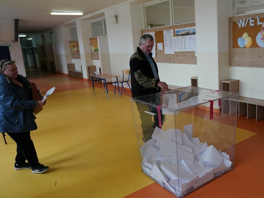 Głosowanie w Miastku.