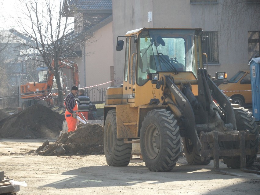 Trwa remont ul. Karola Miarki w Lublińcu. Na razie roboty nie są uciążliwe dla kierowców