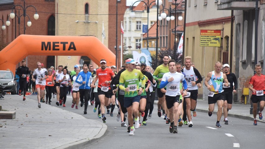 Nowy Staw. I Żuławski Bieg oraz Marsz Nordic Walking w ramach Światowego Dnia Sybiraka 