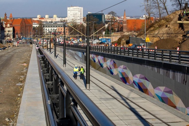 6 grudnia 20120 roku uruchomiono linie tramwajowe wzdłuż ulicy Kujawskiej w Bydgoszczy.