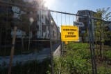 Nowo wybudowane osiedle  we Wrocławiu może grozić katastrofą budowlaną? Na mieszkania czeka 200 rodzin [ZDJĘCIA]