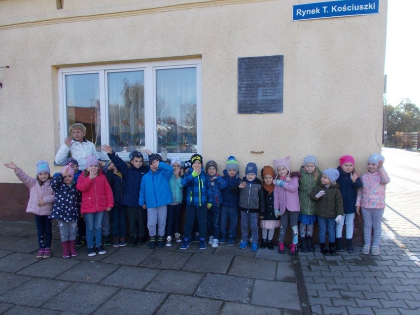 Tutaj nawet najmłodsi pamiętają o bohaterach [ZDJĘCIA]