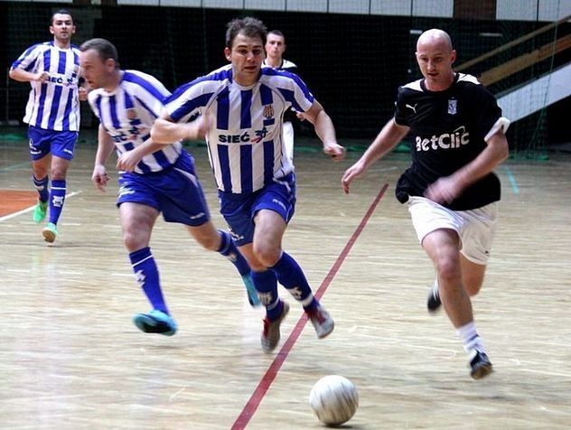 Futsal. Stomil pokonał Lecha 5:4
