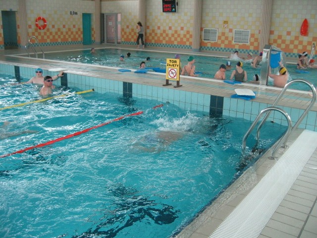 Z pływalni Opoczyńska Fala korzysta głównie młodzież