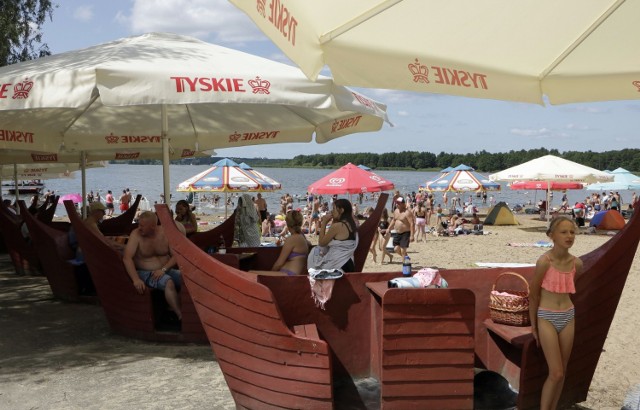 Wakacje na plaży GOW "Delfin" nad Jeziorem Rudnickim Wielkim