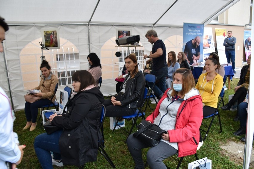 Piknik dla przyszłych mam w szpitalu przy ul. Toruńskiej. ZDJĘCIA