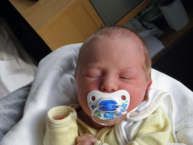 Wiktoria Kurzawa, córka Doroty i Pawła, urodziła się 30 listopada o godzinie 14.40. Ważyła 3080 g i mierzyła 54 cm.
Polub nas na Facebooku