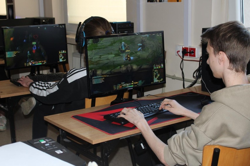 Uczniowie PZS w Przodkowie rozegrali turniej e-sportowy w League of Legends