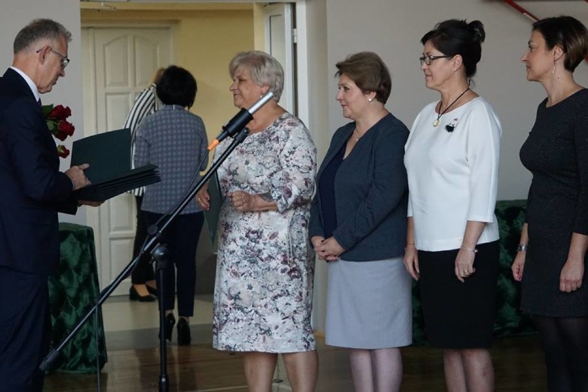 Prezydent Mirosław Lenk nagrodził najlepszych nauczycieli