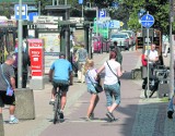 Ścieżka rowerowa przy Dworcu Głównym w Gdańsku wzbudza kontrowersje 