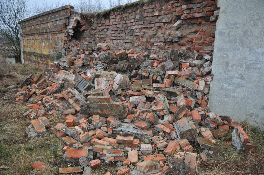 Zawaliła się ściana, dobudowana przy nadszańcu na bastionie...