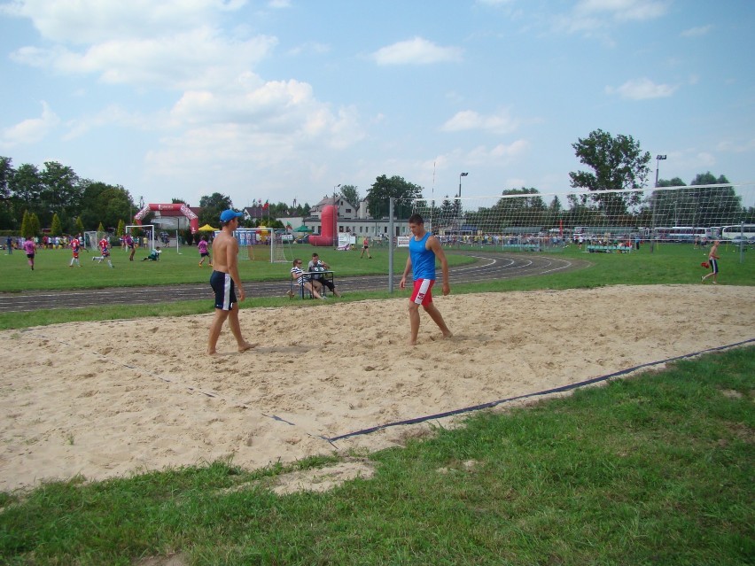 6 miejsce zajęli siatkarze plażowi z Opola Lubelskiego...