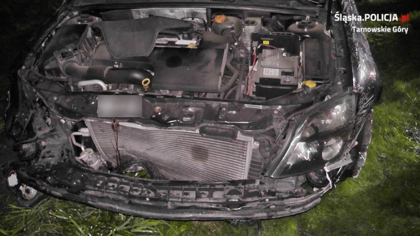 Wypadek w Zbrosławicach. 18-latka straciła panowanie nad samochodem i potrąciła dwie kobiety