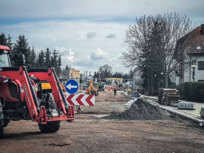 Postępy prac na Szybowników  w Lesznie, połowa kwietnia 2021