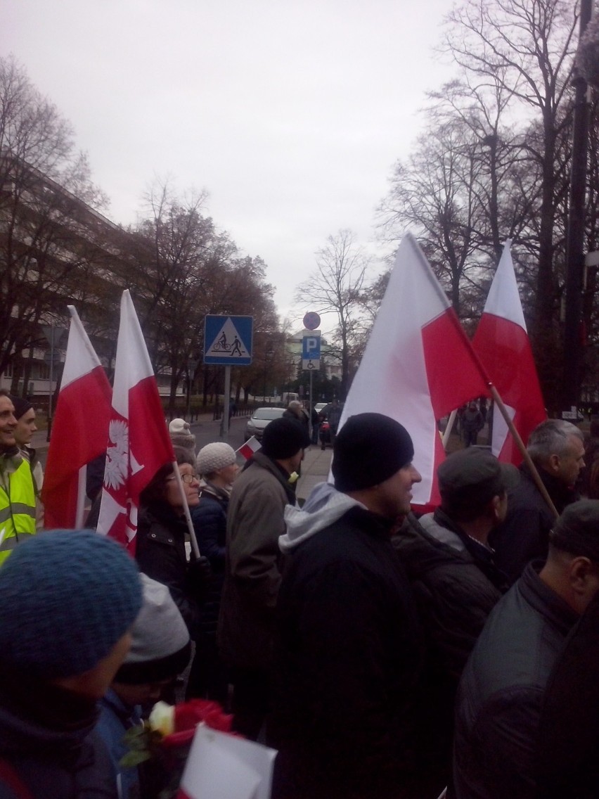 Rzeszowianie wzięli udział w Marszu w Obronie Demokracji i Wolności Mediów w Warszawie