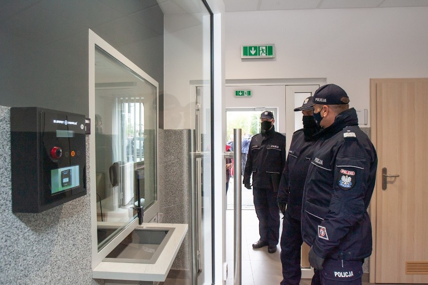 Nowy posterunek policji na Osowej Górze w Bydgoszczy. Zobacz zdjęcia i wideo