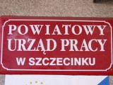 Wnioski o pożyczki zasypały PUP w Szczecinku. Ktoś chyba nie domknął "furtki"