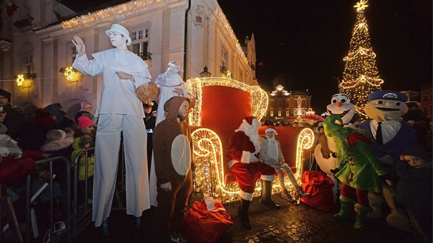 Na rynku Mikołajki przyciągnęły tłumy mieszkańców