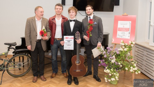  Uroczyste podsumowanie prezentacji gitarowych "Hurra Gitarra 2019" w PSM w Świebodzinie