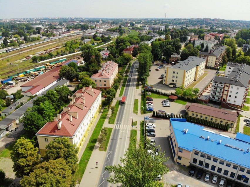 Budują kanalizację deszczową. Na Nowym Świecie utrudnienia dla kierowców (ZDJĘCIA)