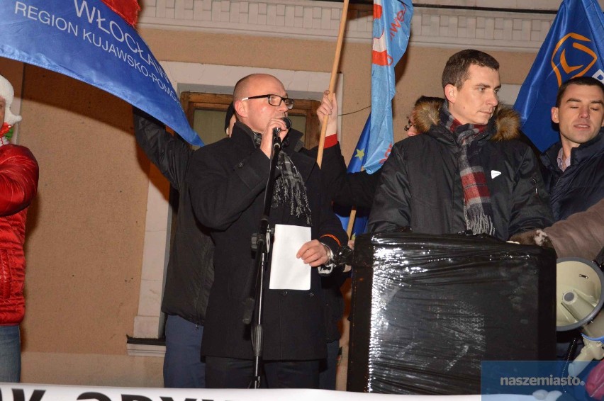 Protest przeciwko rządom PiS we Włocławku [zdjęcia, wideo]
