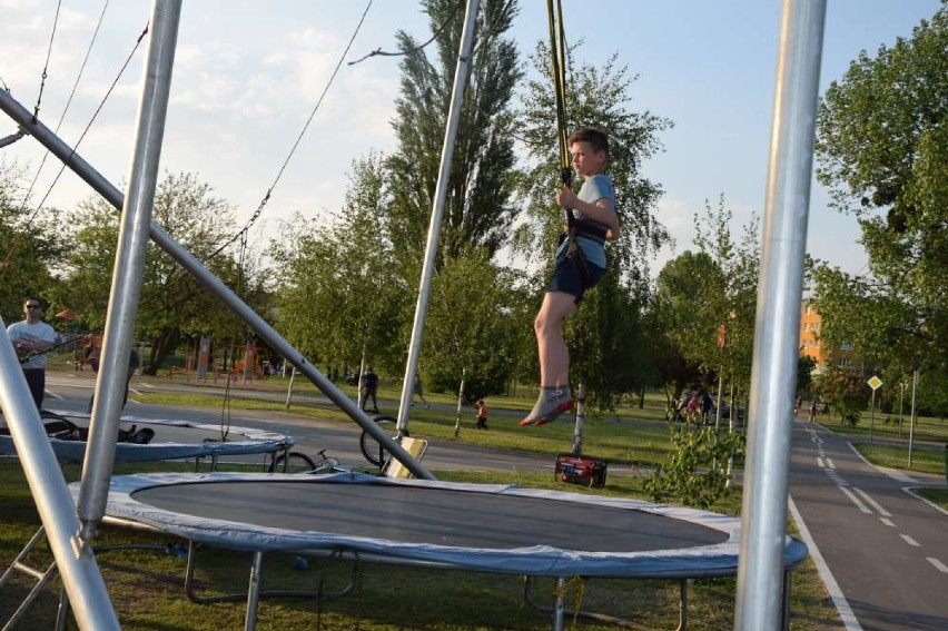 Wielka trampolina na Miasteczku Ruchu 