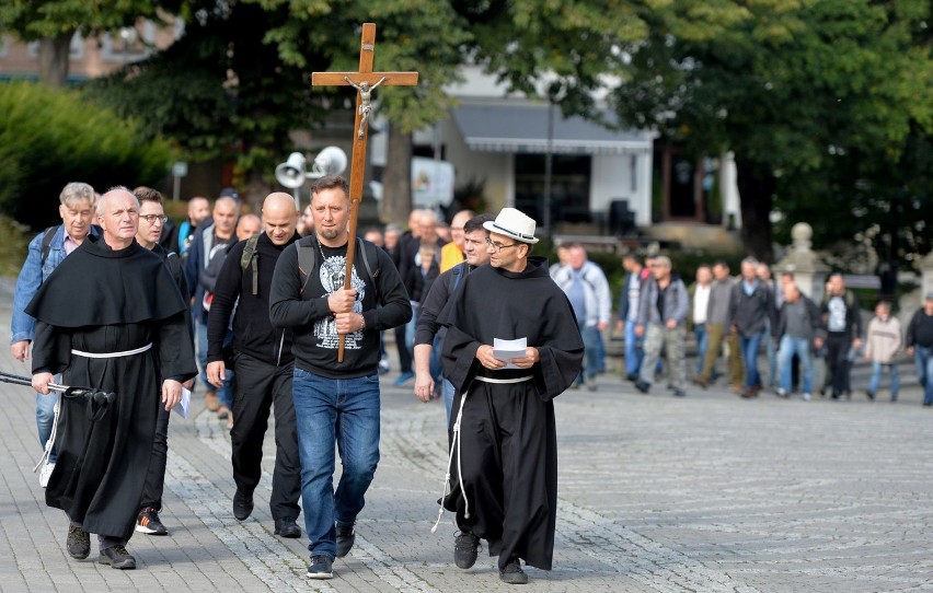 III Męska Piesza Pielgrzymka do Kalwarii Pacławskiej koło Przemyśla [ZDJĘCIA]