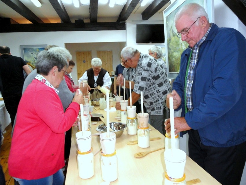 Spotkanie "Seniorzy -  seniorom" w tucholskim muzeum [zdjęcia] 