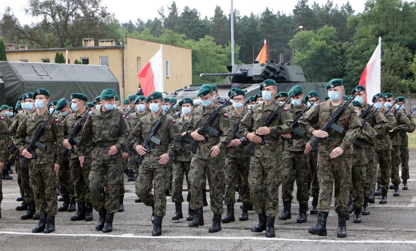 Około 80 żołnierzy Legii Akademickiej szkolonych w Centrum...