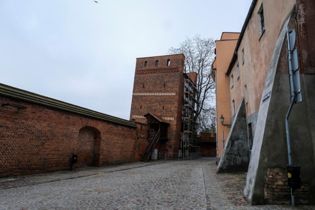 Remont Krzywej Wieży w Toruniu