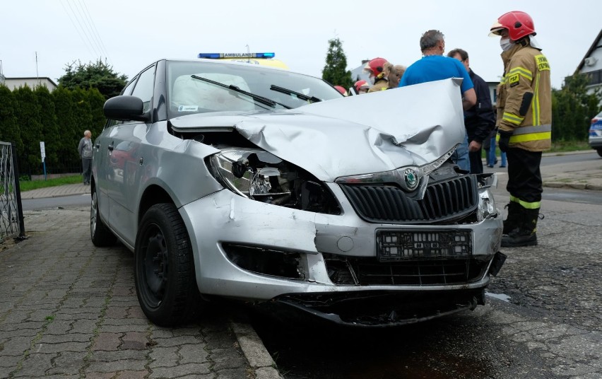 Kolizja w Chojnicach na skrzyżowaniu Zapolskiej i...