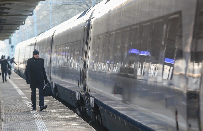 Nowy rozkład jazdy PKP Intercity. Więcej pociągów z Warszawy...