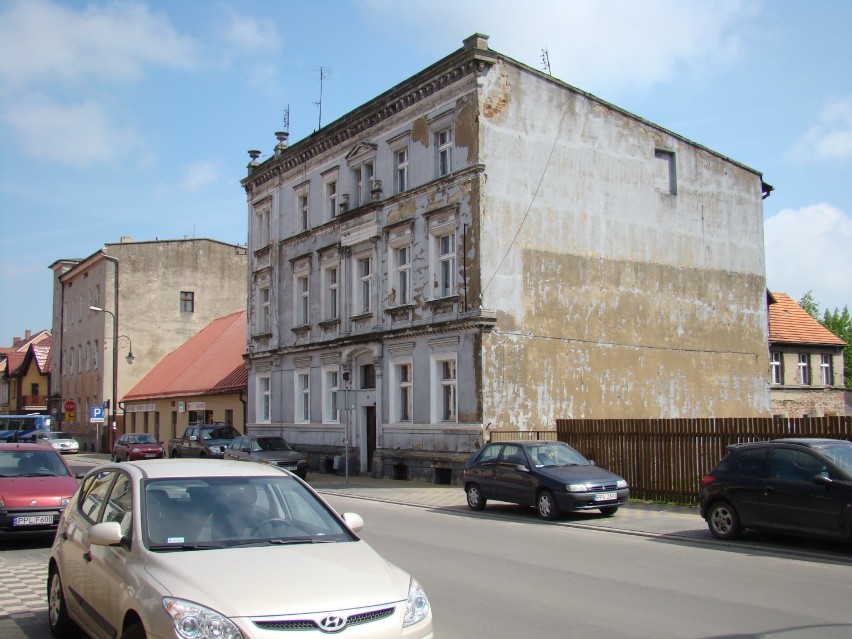 Pleszew sprzed 20 lat. Tak na przestrzeni dekad zmieniło się nasze miasto. Poznajecie jeszcze te miejsca?