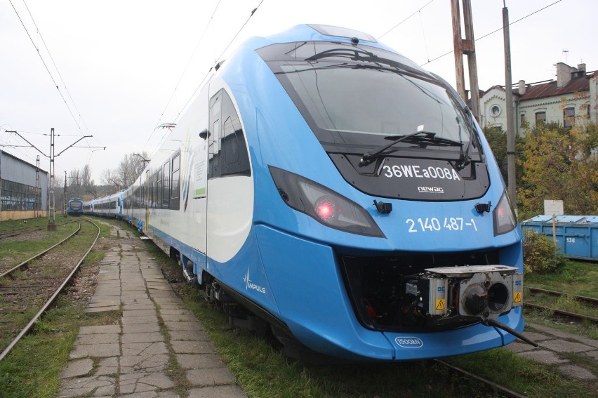 Nowe pociągi Kolei Śląskich w Łazach