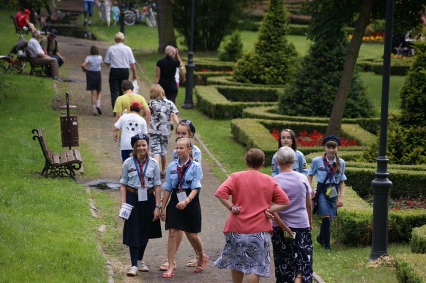 Bernardynki Rawskie 2013 w parku miejskim [ZDJĘCIA]