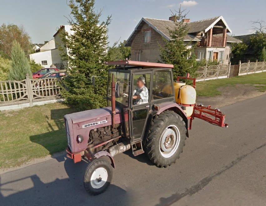Gmina Skomlin na Google Street View. Rozpoznajesz te...