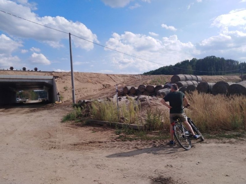 Jak idą prace na budowie drogi S5? Tak wygląda fragment...