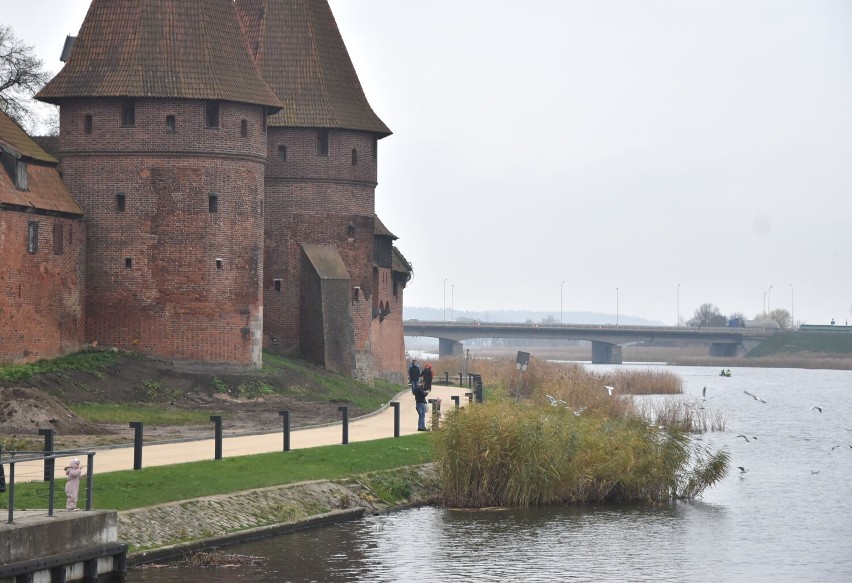 Malbork. Bulwar nad Nogatem w przebudowie. Tak wyglądają postępy prac w połowie listopada