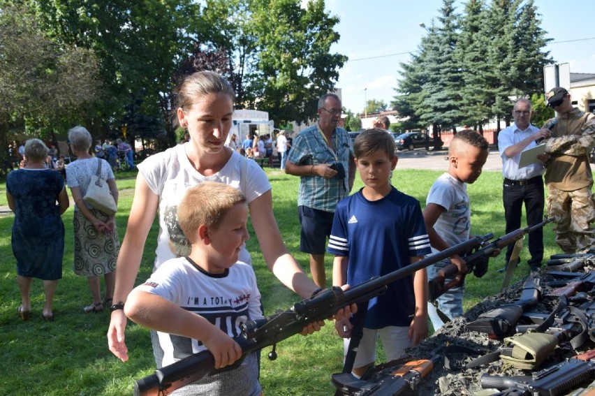 Piknik militarny w Budzyniu z okazji Święta Wojska Polskiego...