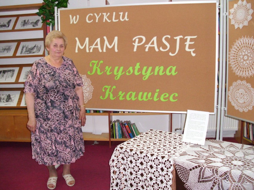 Bohaterką kolejnej wystawy zorganizowanej przez Gminną Bibliotekę Publiczną w Dobrzycy w ramach cyklu „Mam pasję” była Krystyna Krawiec