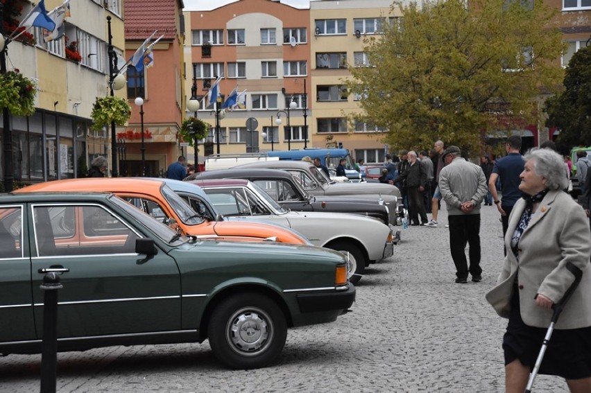 Legnicki Międzynarodowy Rajd Pojazdów Zabytkowych [ZDJĘCIA]