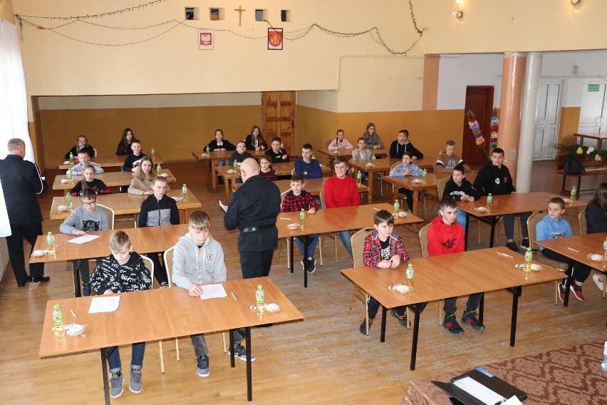Eliminacje gminne turnieju wiedzy pożarniczej w Osieku Jasielskim