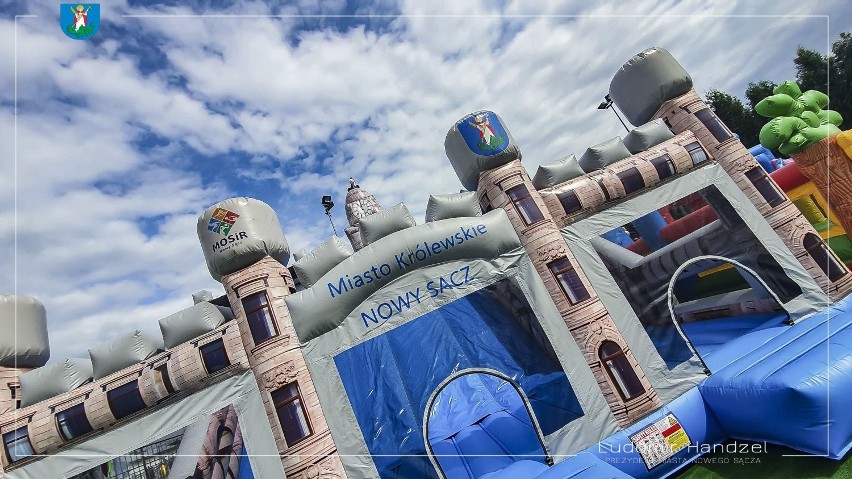 Nowy Sącz ma Interaktywny Plac Zabaw Wodnych przy pływalni MOSiR