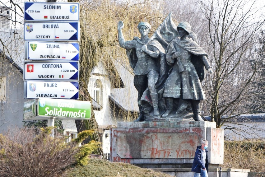 Pomnik Braterstwa Broni w Czechowicach-Dziedzicach znajduje...