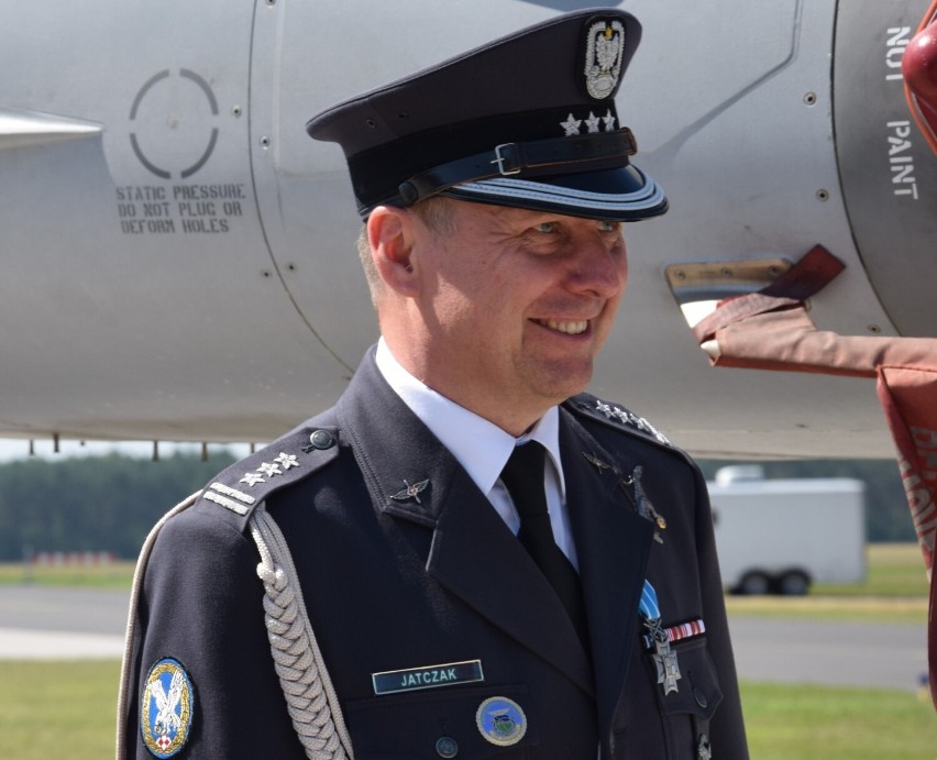Zwierzchnik 32 Bazy Lotnictwa Taktycznego Tomasz Jatczak został generałem brygady