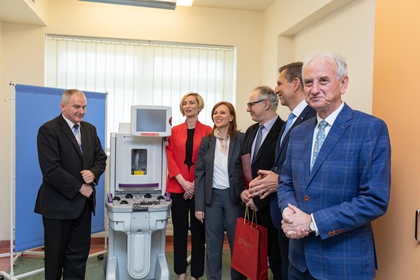 Szpital Uniwersytecki im. dr. Jurasza w Bydgoszczy ma unikalny sprzęt ratujący życie pacjentów po przeszczepie [zdjęcia]