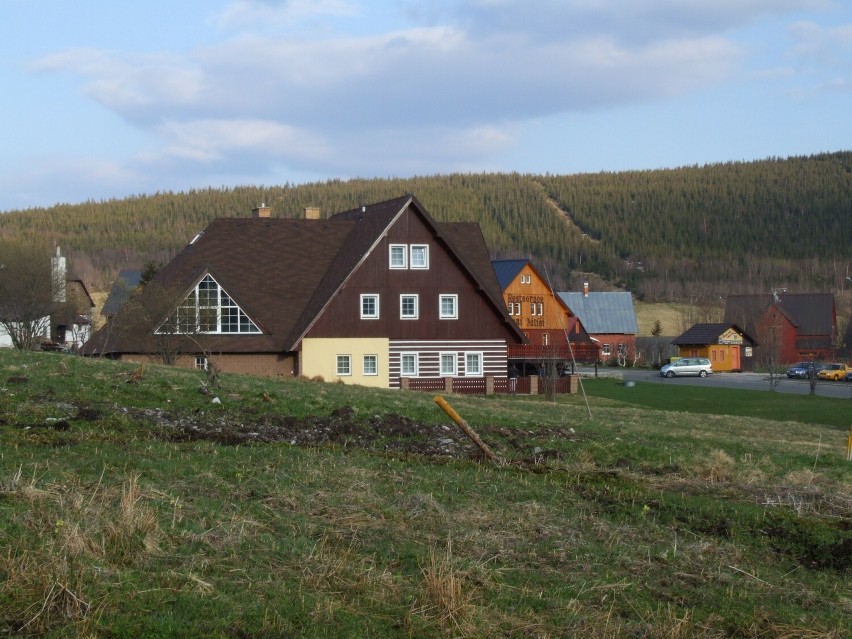 Mała Upa to wioska i gmina przygraniczna w Czechach, w kraju...