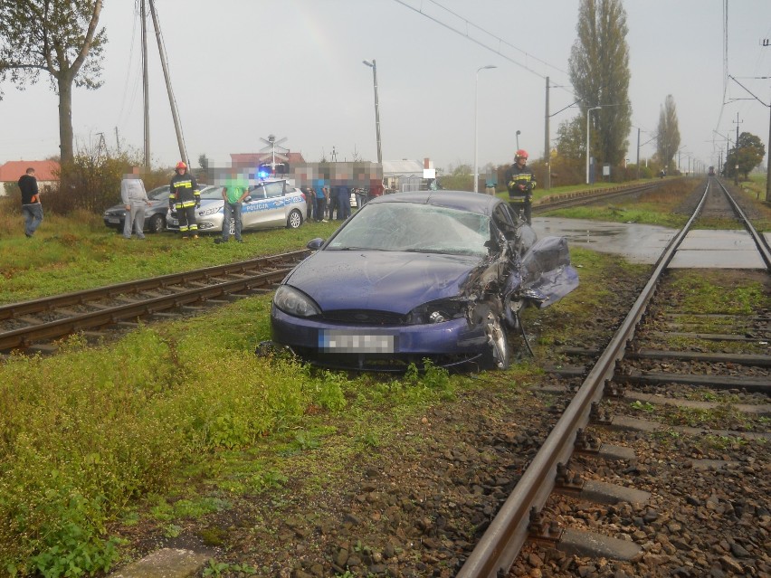 Groźny wypadek na przejeździe