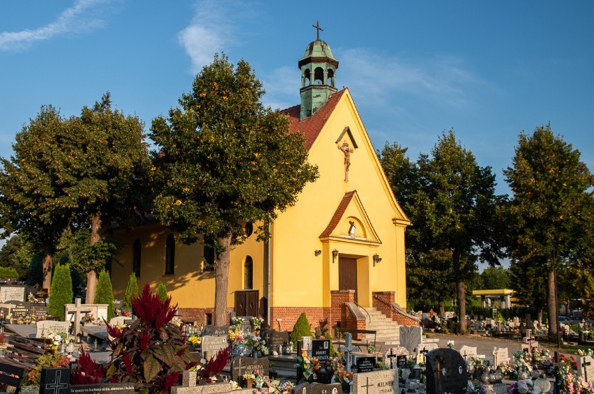 Cmentarz parafialny w Trzebnicy jest najmłodszą trzebnicką...